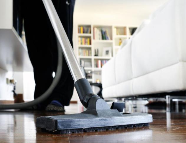 伊金霍洛旗开荒保洁